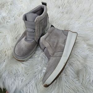 Sorel Women’s Out N About Plus Mid Waterproof Boot Size 8.5 M